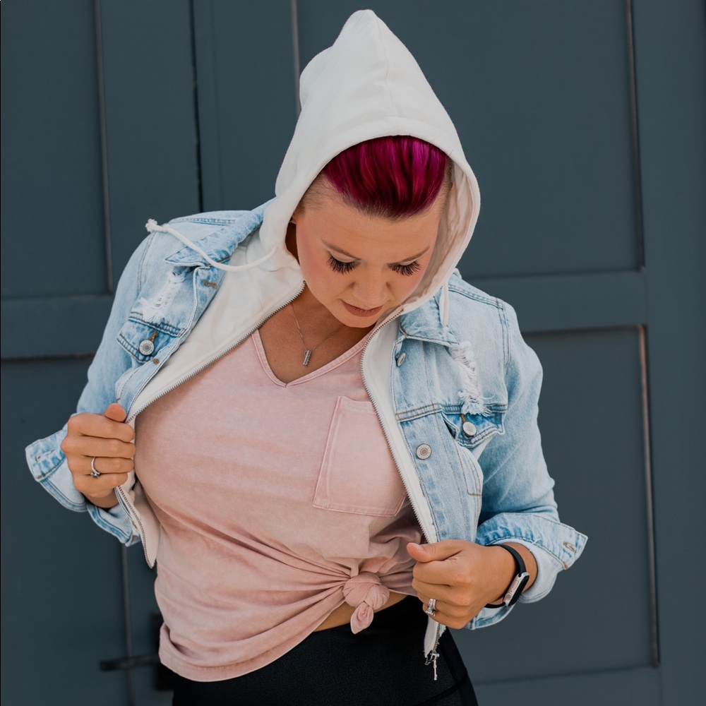 Crop Jean Jacket - Picture 2 of 3